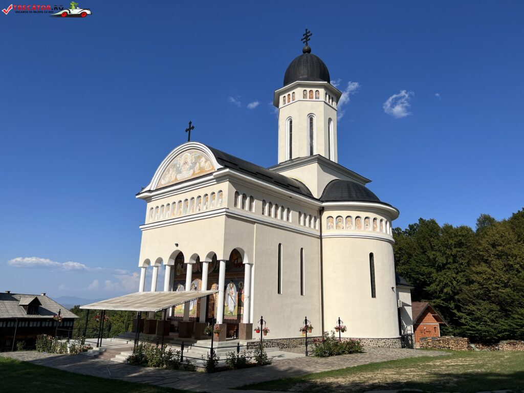 Mănăstirea „Izvorul Tămăduirii” Măriuş, jud. Satu Mare, România
