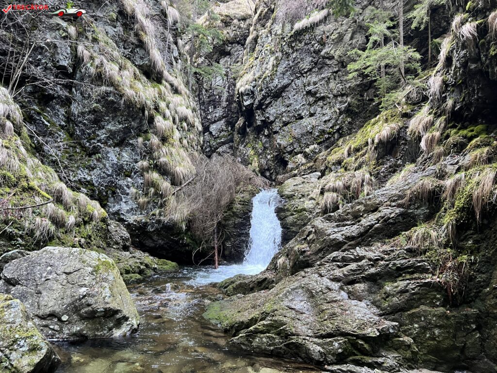 Cascada Lazăru, Valea Lazărului, Jud. Hunedoara, România