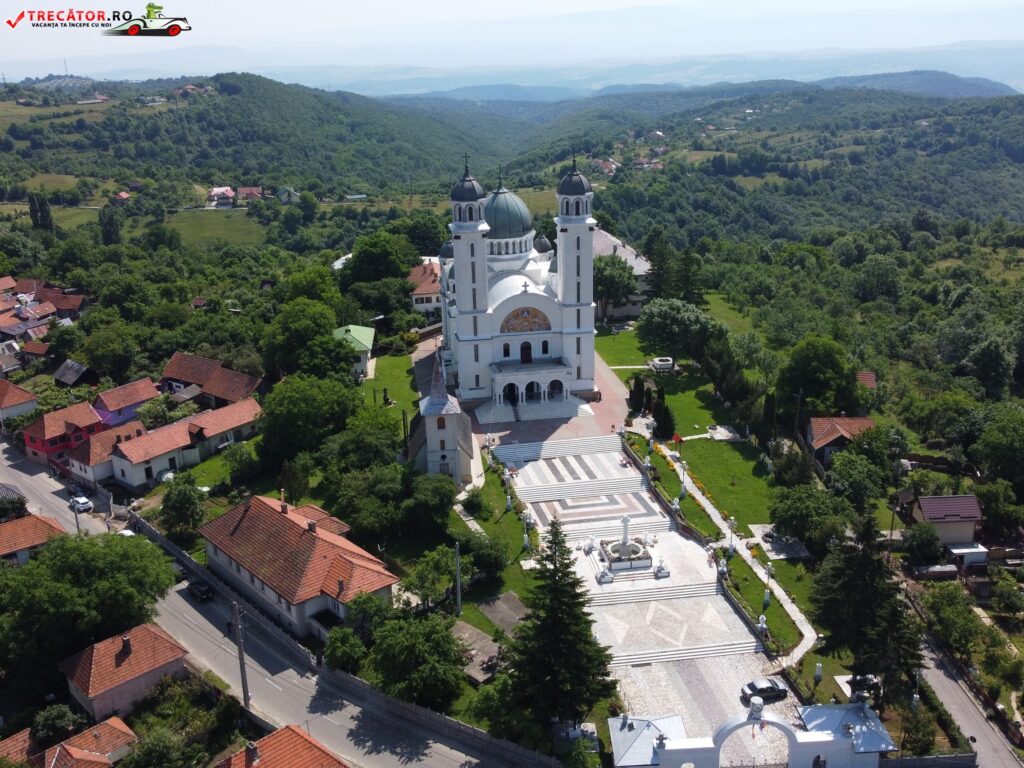 Catedrala Sfinții Mihail și Gavriil, Ghelari, Jud. Hunedoara, România