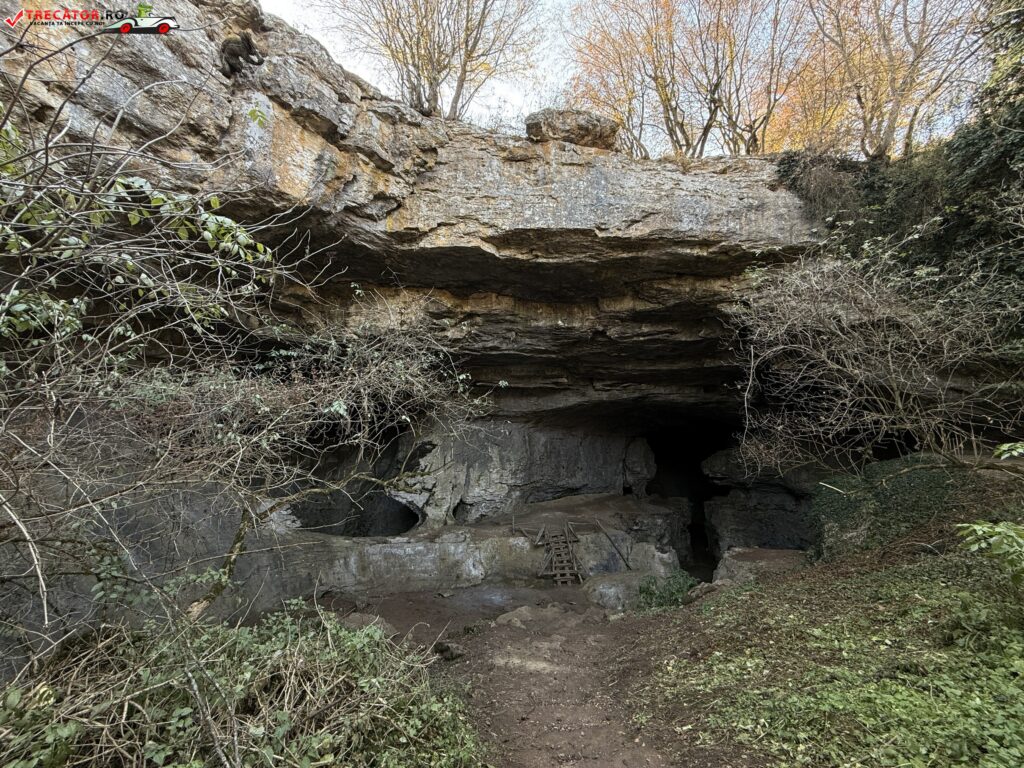 Peștera Svirchovitsa, Bulgaria