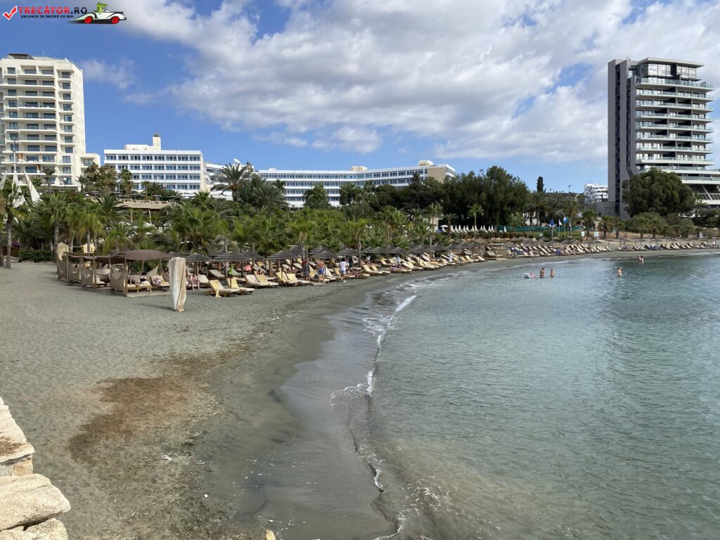 Vouppa Beach, Agios Tychonas, Cipru