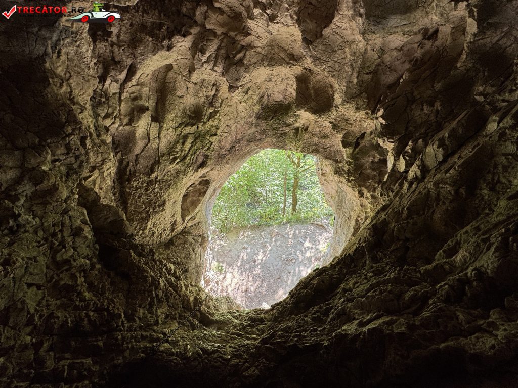 Grota Bigăr și Izbucul Bigăr, Caraș-Severin, România
